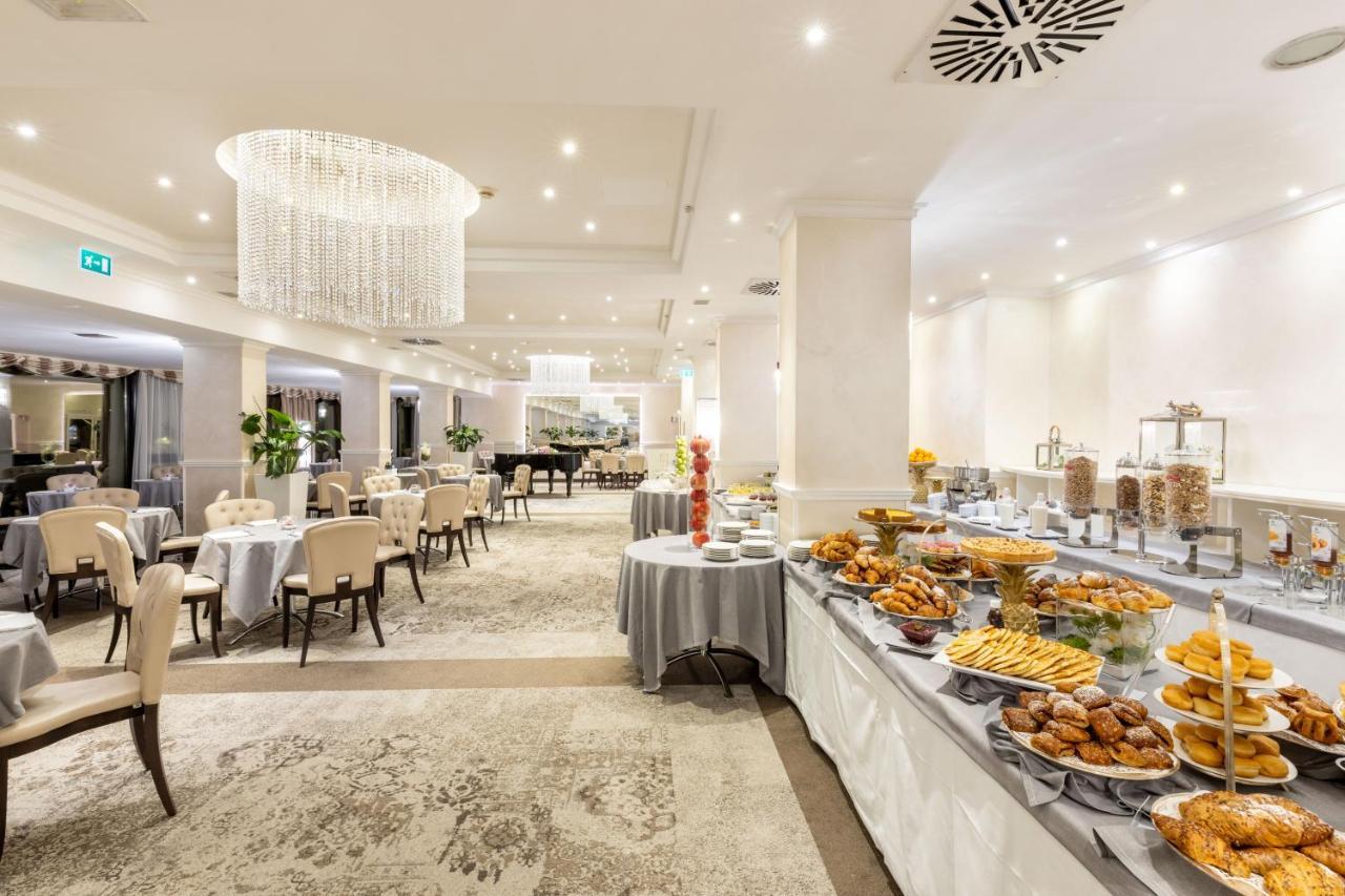 Hotel Sporting Ρίμινι Εξωτερικό φωτογραφία