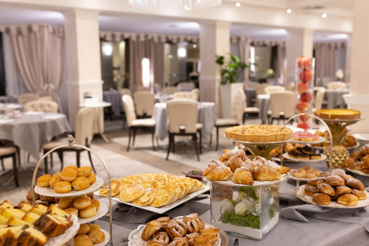 Hotel Sporting Ρίμινι Εξωτερικό φωτογραφία